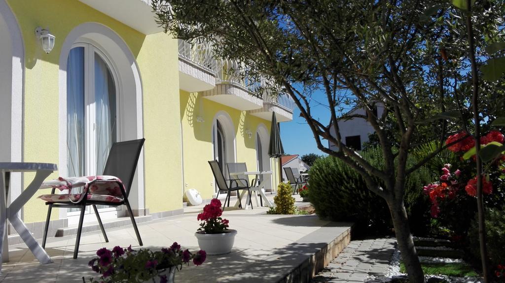 Marko Rooms Krk Town Exterior photo
